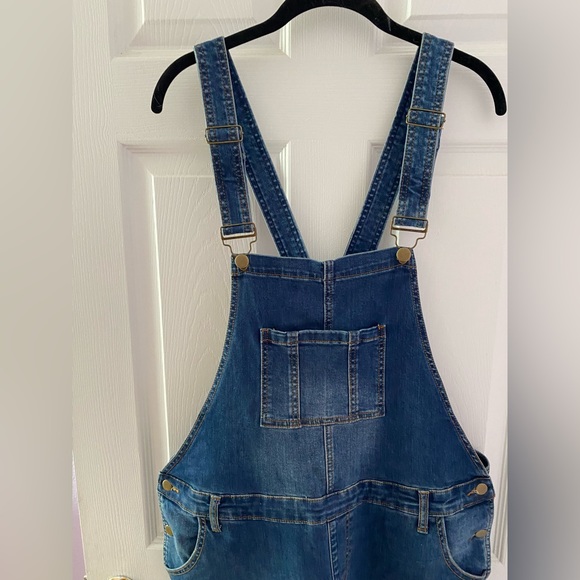 Ripe Denim Maternity Overalls (Size Large) - Picture 4 of 9